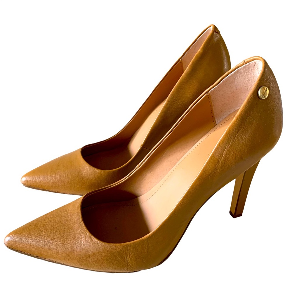 Sale!!! Calvin Klein Women’s Brady Pump - perfect for day and night outfit.